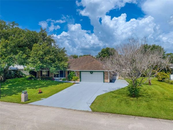 465 11TH AVENUE, VERO BEACH, FL 32962