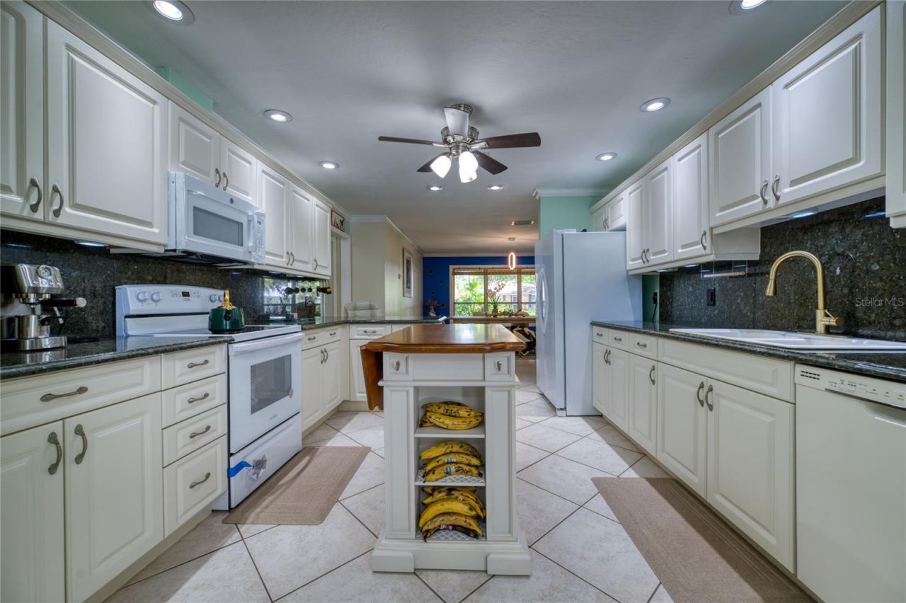 465 11th Avenue, Vero Beach, FL 32962 Photo