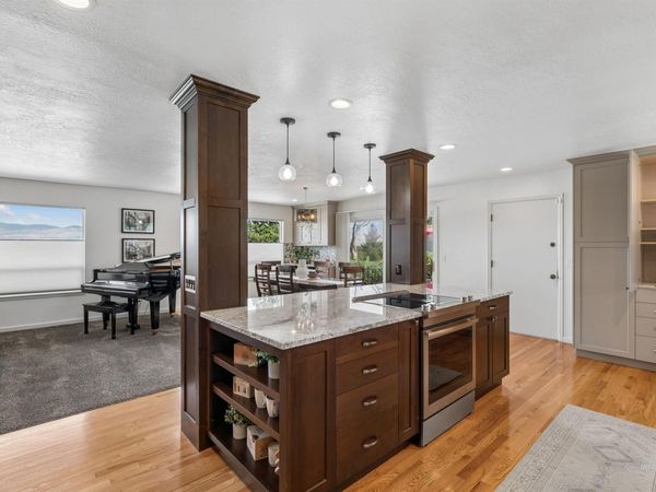 406 S Bitteroot Dr, Boise, ID 83709