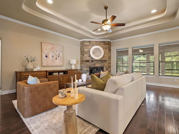 165 Silverado DR, Georgetown, TX 78633