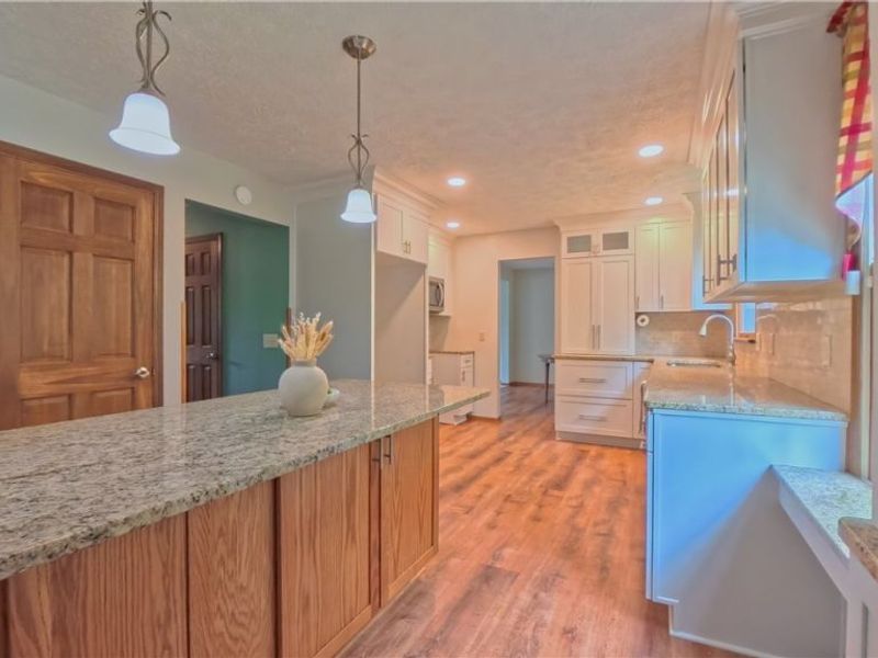 1660 Squaw Creek Drive, Girard, OH 44420 Photo 10