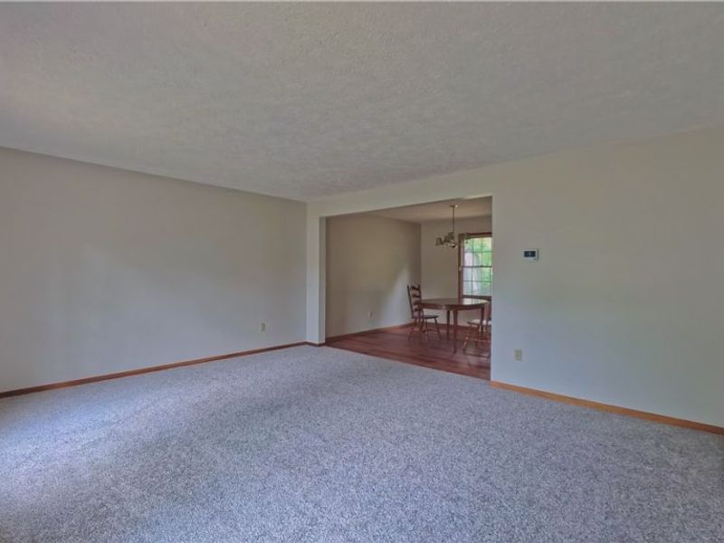 1660 Squaw Creek Drive, Girard, OH 44420 Photo 15