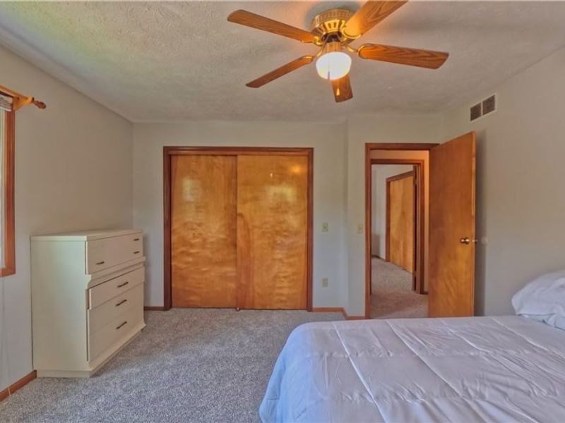 1660 Squaw Creek Drive, Girard, OH 44420 Photo 29