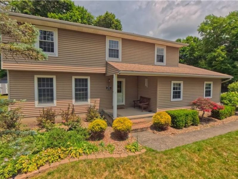 1660 Squaw Creek Drive, Girard, OH 44420 Photo 40