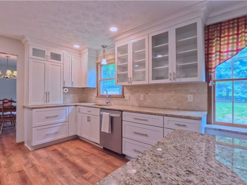 1660 Squaw Creek Drive, Girard, OH 44420 Photo 5