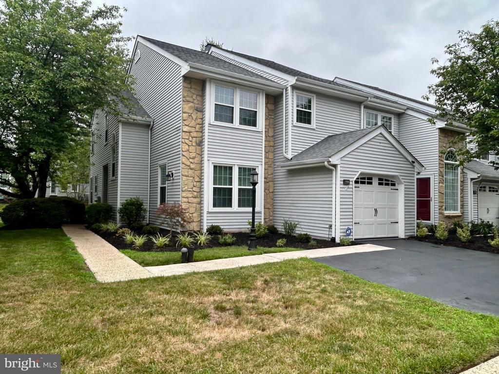 299 CARMEN DRIVE , COLLEGEVILLE, PA 19426