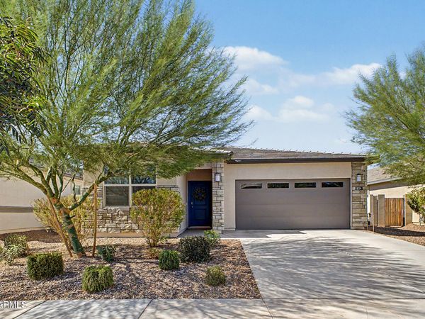 18574 W HACKAMORE Drive, Wittmann, AZ 85361
