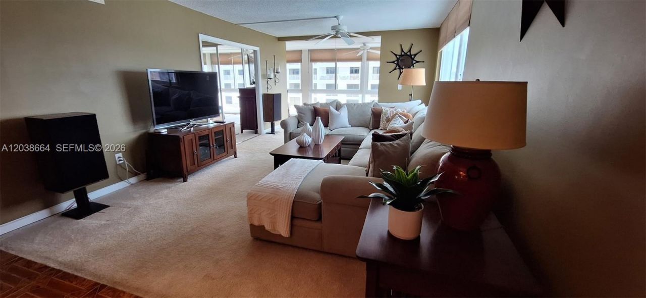 3100 NE 49th St , Unit 510, Fort Lauderdale, FL 33308 Photo