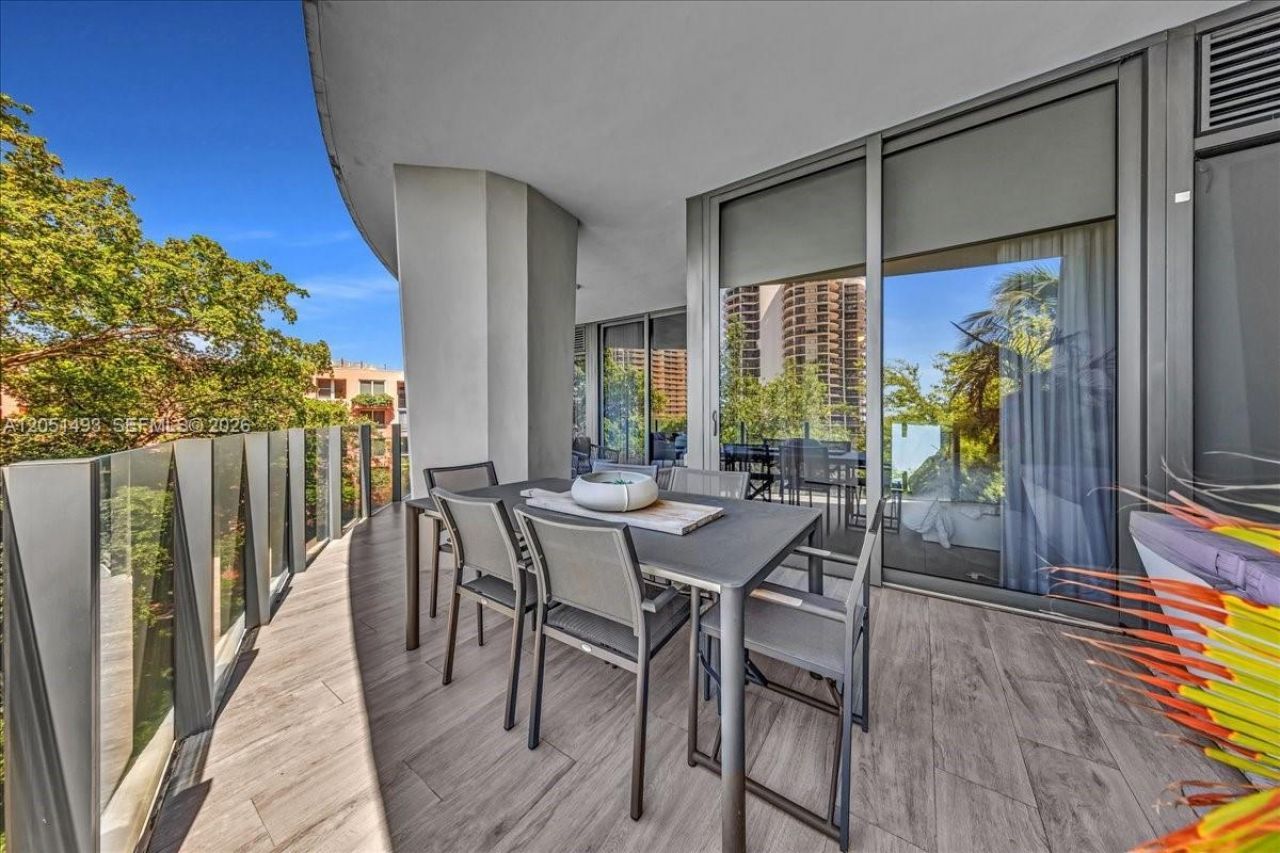 2831 S Bayshore Dr, Unit 501, Miami, FL 33133 Photo