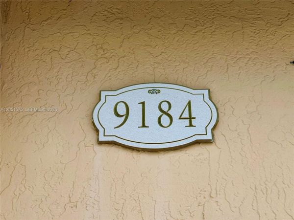 9184 NW 119 Terr , Unit 198, Hialeah Gardens, FL 33018