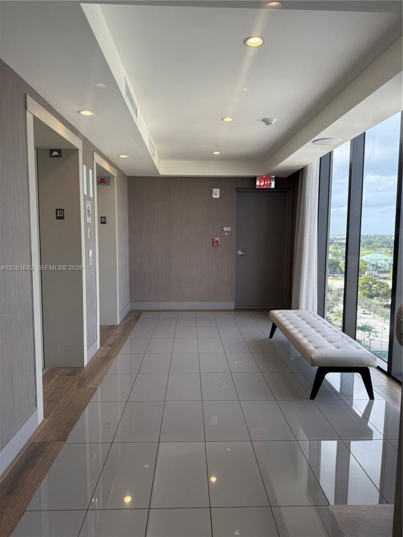 5350 NW 84th Ave , Unit 1001, Doral, FL 33166 Photo
