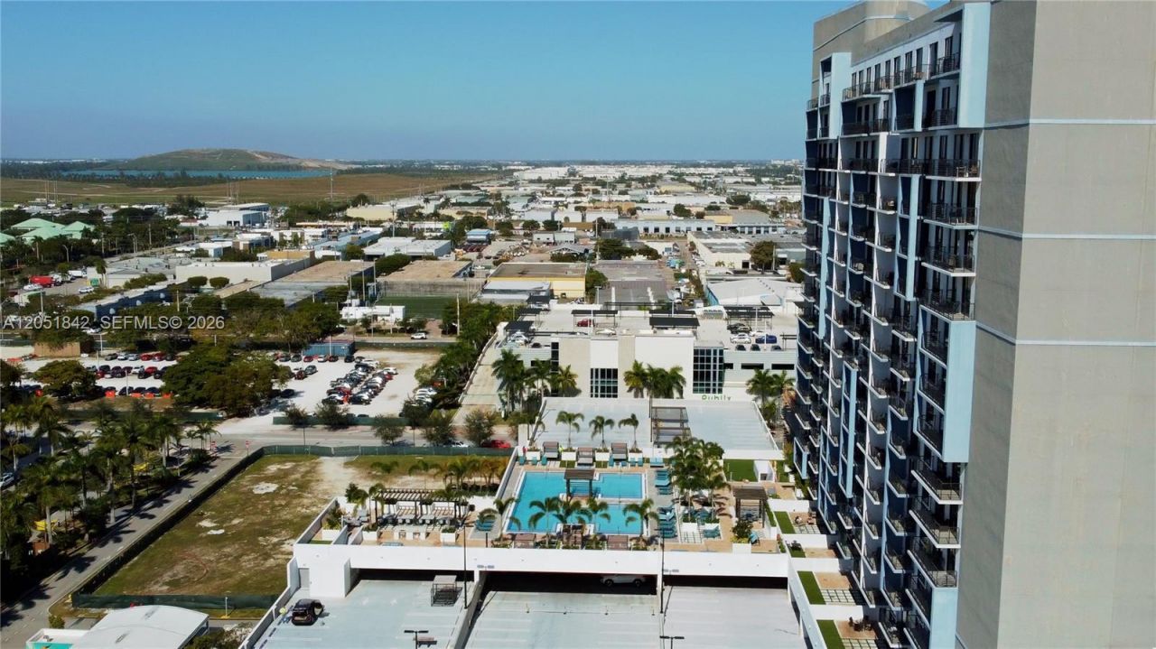 5350 NW 84th Ave , Unit 1001, Doral, FL 33166 Photo