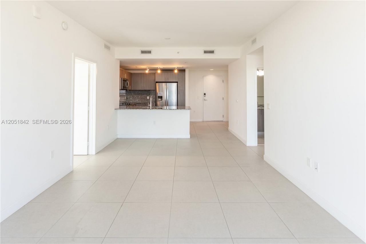 5350 NW 84th Ave , Unit 1001, Doral, FL 33166 Photo
