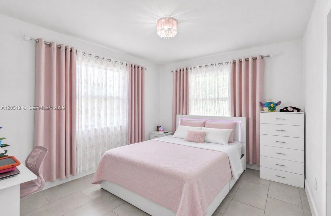 2830 NW 156th St , Miami Gardens, FL 33054 Photo