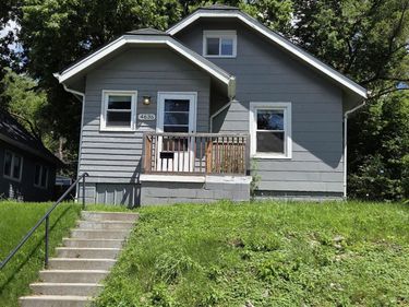 4636 Larimore Avenue, Omaha, NE 68104
