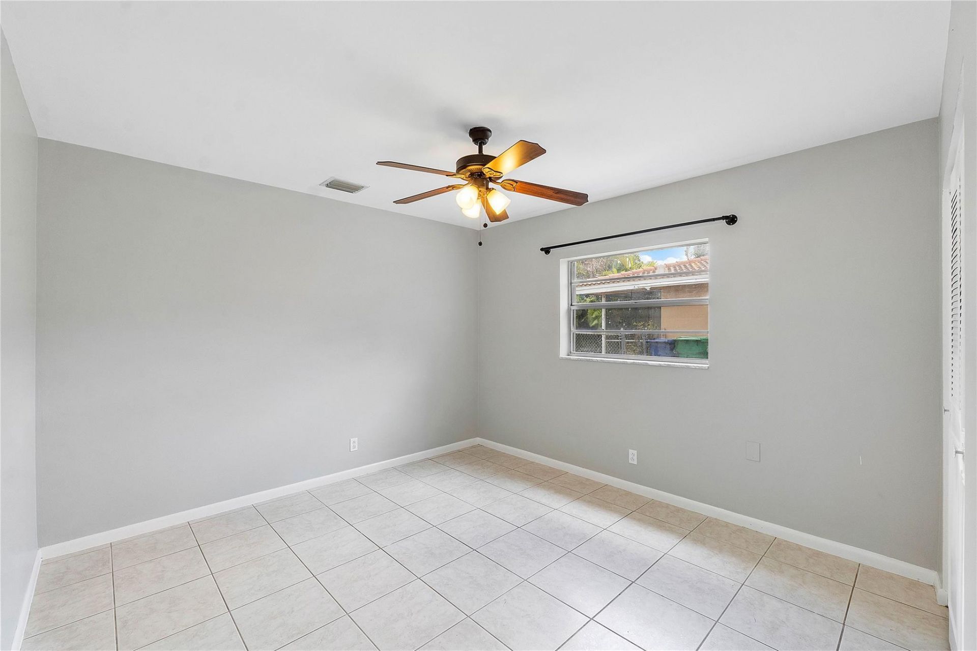 3843 NW 81st Terrace, Coral Springs, FL 33065 Photo