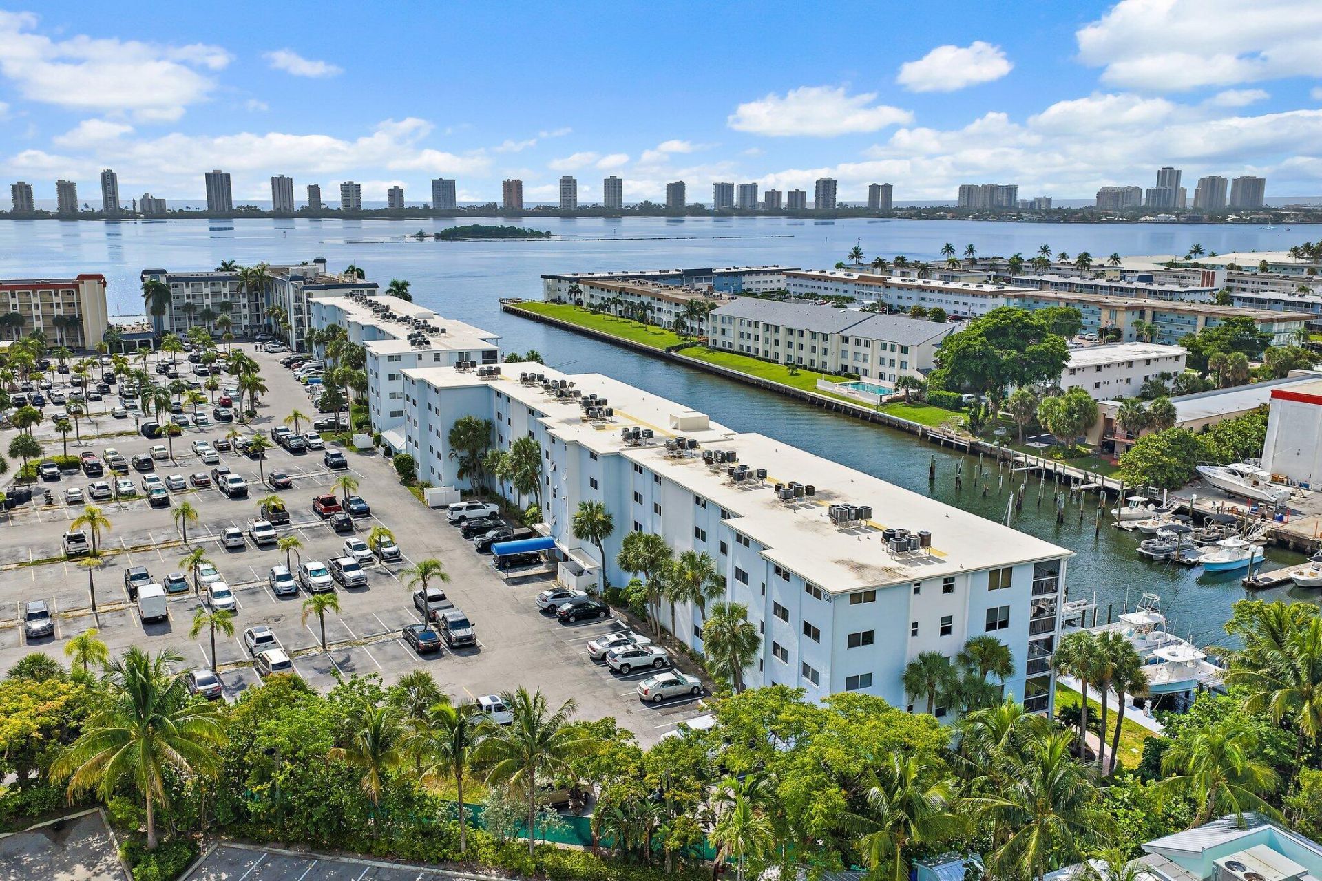 108 Paradise Harbour Boulevard, Unit 314, North Palm Beach, FL 33408 Photo