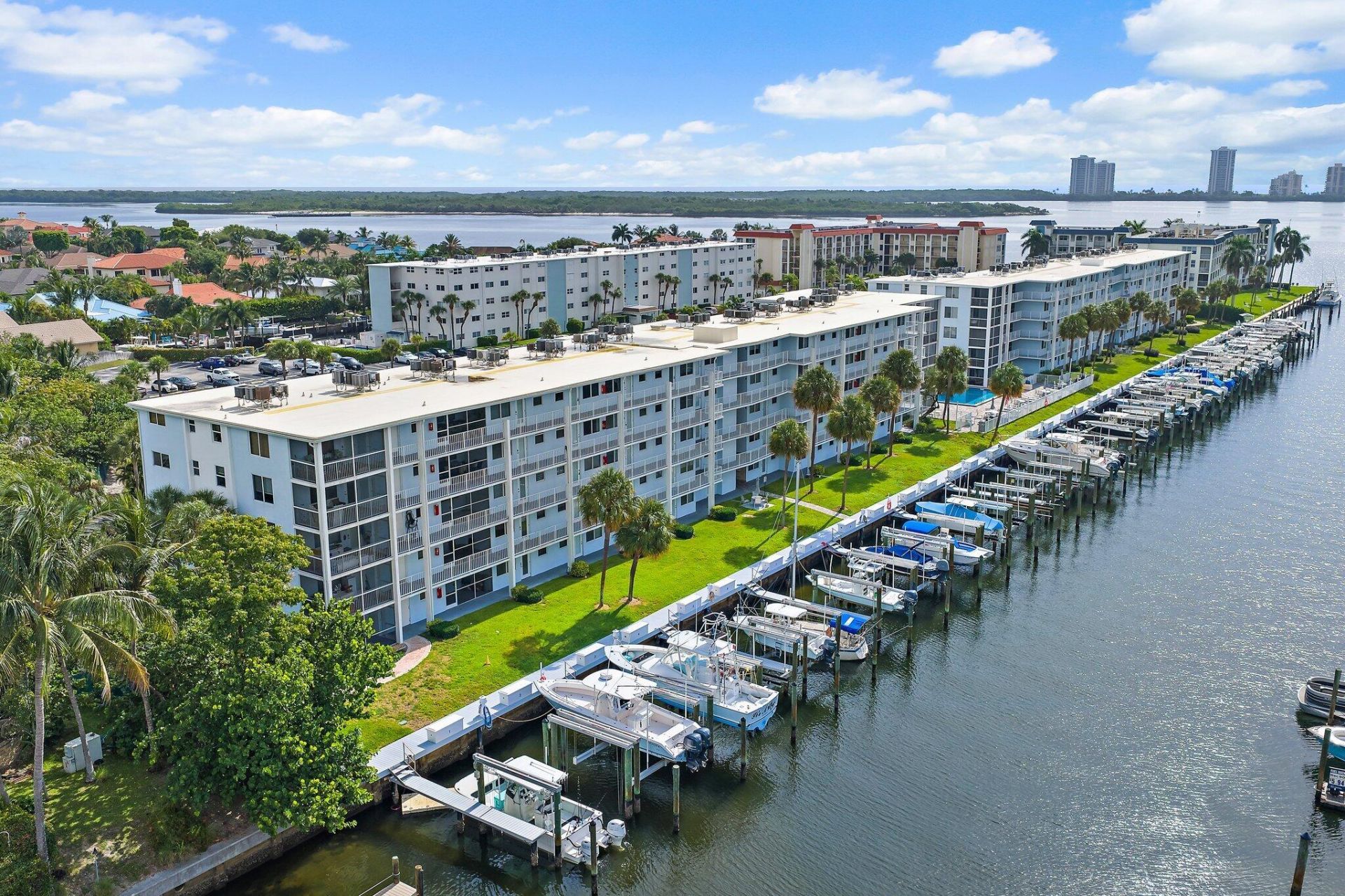 108 Paradise Harbour Boulevard, Unit 314, North Palm Beach, FL 33408 Photo