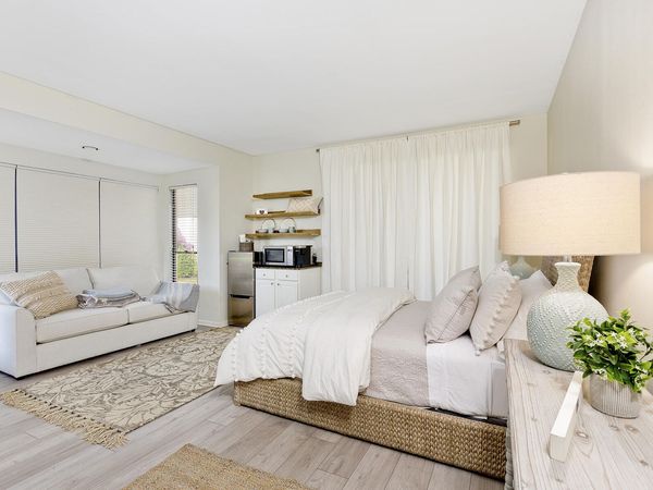 11818 Pebblewood Drive, Unit 101, Wellington, FL 33414