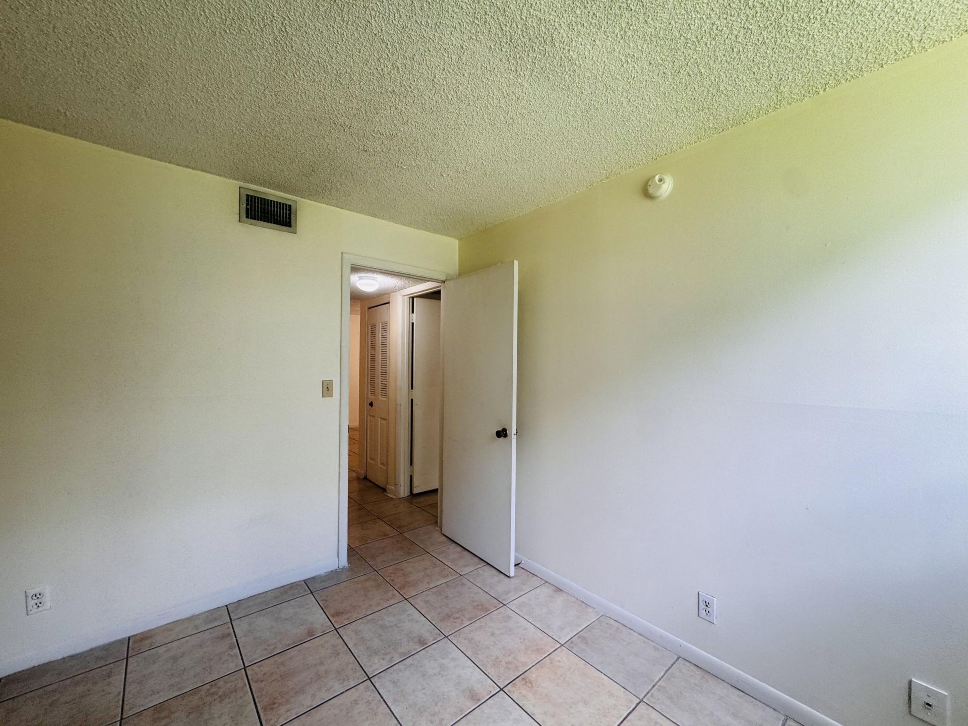 1900 N Congress Avenue, Unit 107, West Palm Beach, FL 33401 Photo