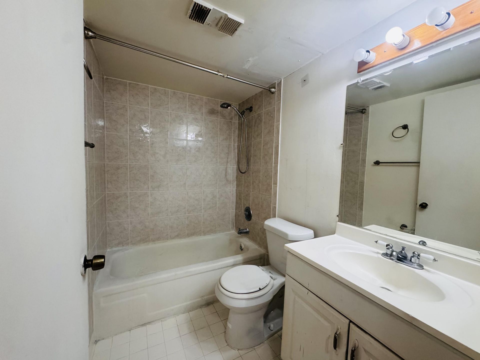 1900 N Congress Avenue, Unit 107, West Palm Beach, FL 33401 Photo