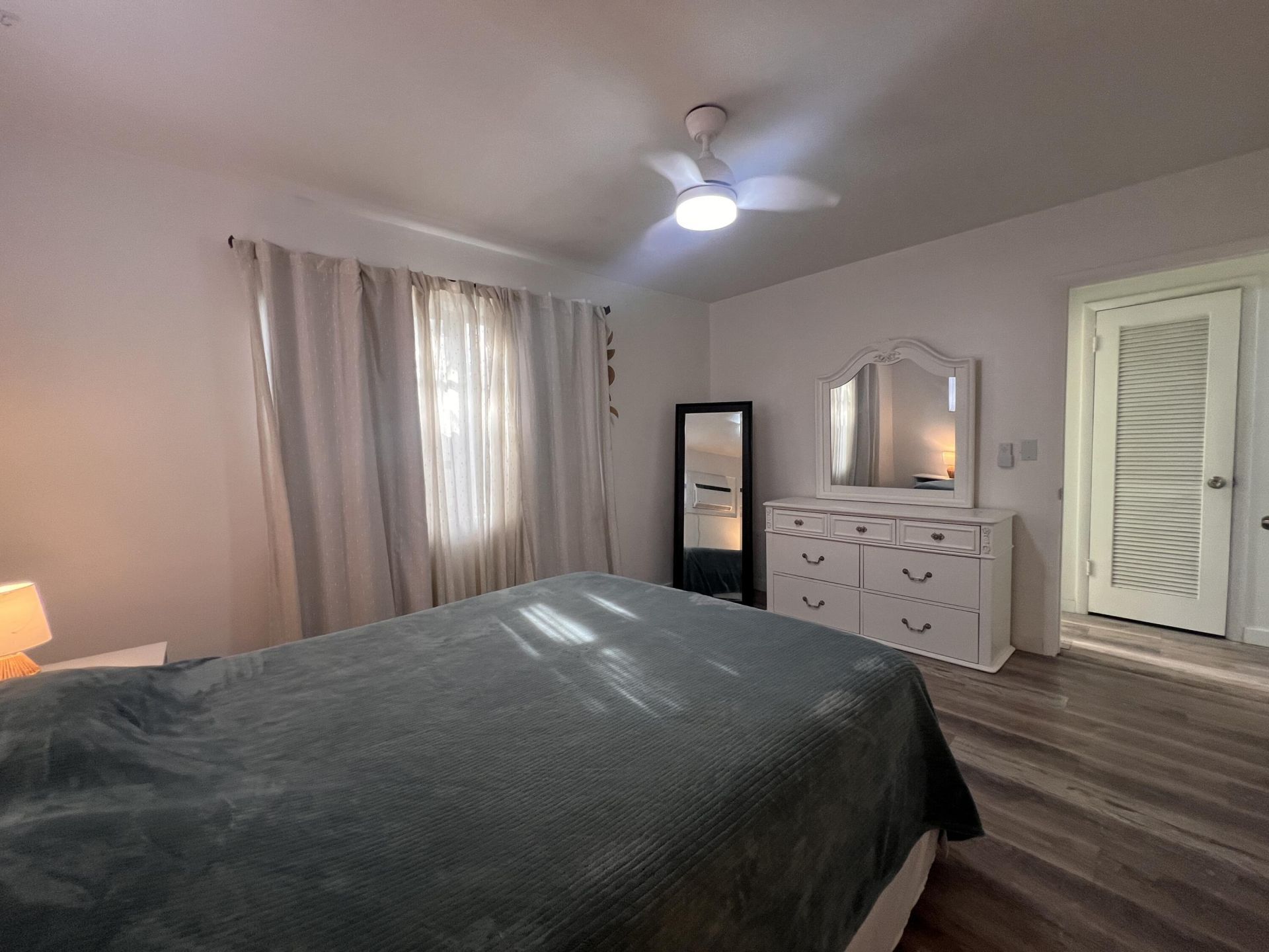 113 N Lakeside Drive, Unit 3, Lake Worth Beach, FL 33460 Photo