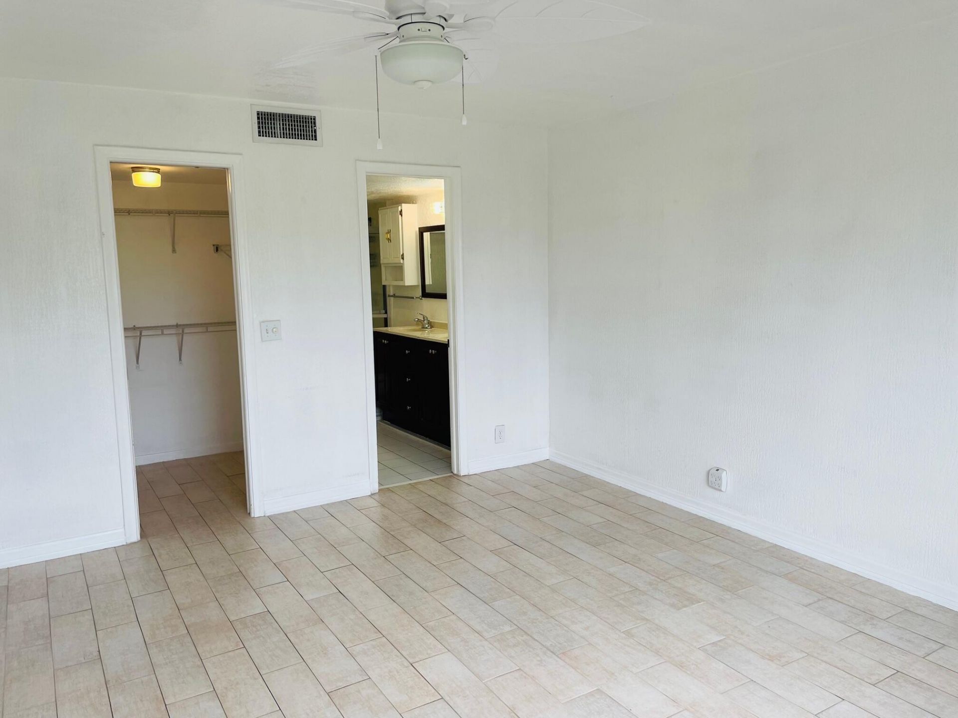 4080 Tivoli Court, Unit 307, Lake Worth, FL 33467 Photo