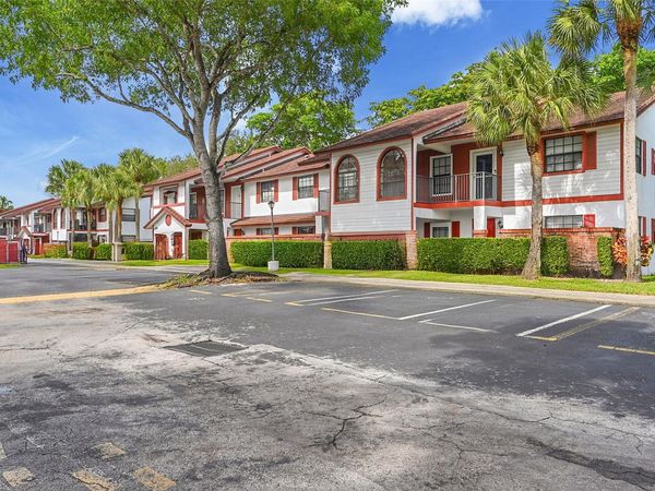 2518 NW 89th Drive, Unit 2518, Coral Springs, FL 33065
