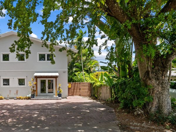 1627 NE 7th Street, Fort Lauderdale, FL 33304