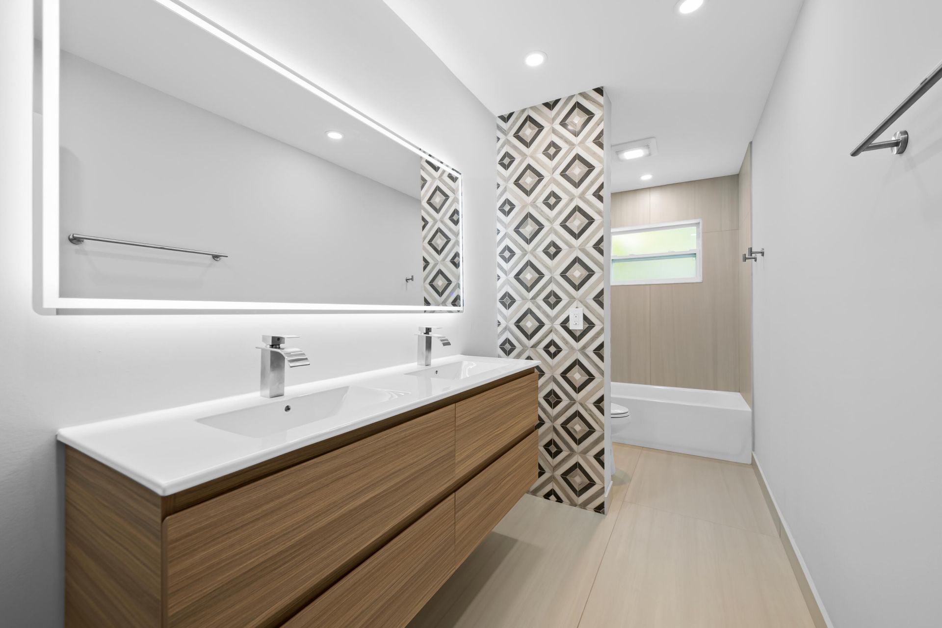 1627 NE 7th Street, Fort Lauderdale, FL 33304 Photo