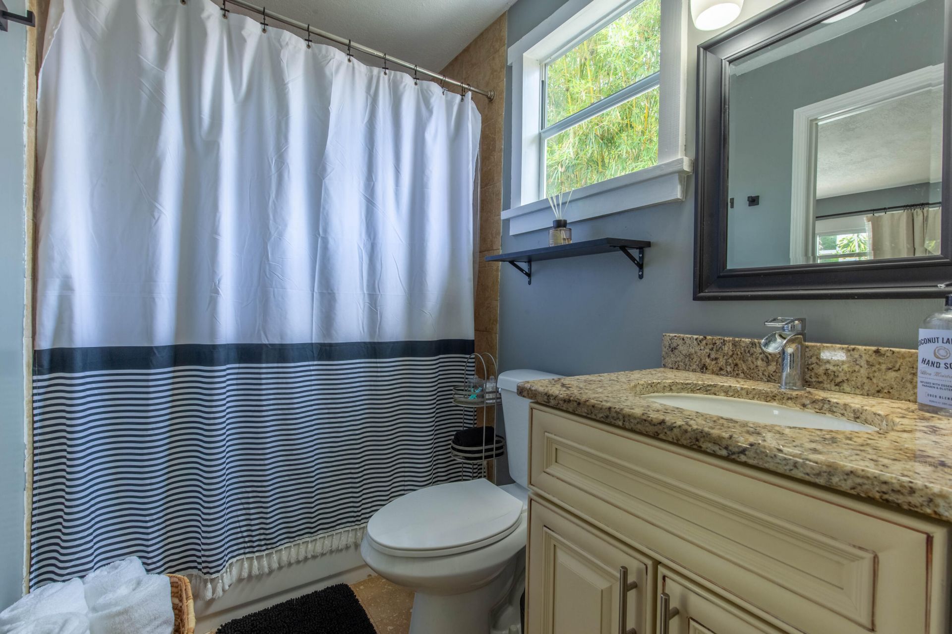 210 Malverne Road, West Palm Beach, FL 33405 Photo
