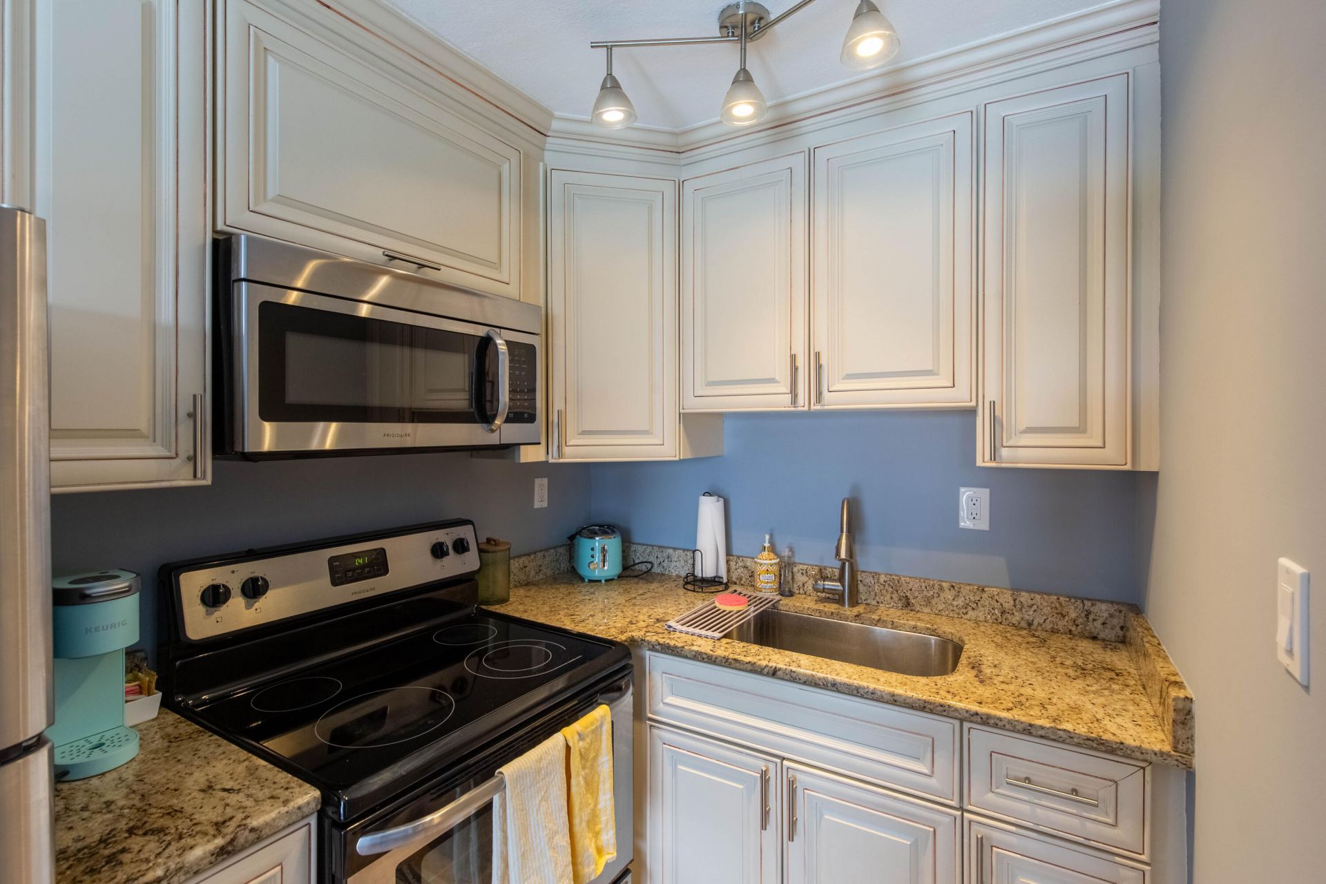 210 Malverne Road, West Palm Beach, FL 33405 Photo