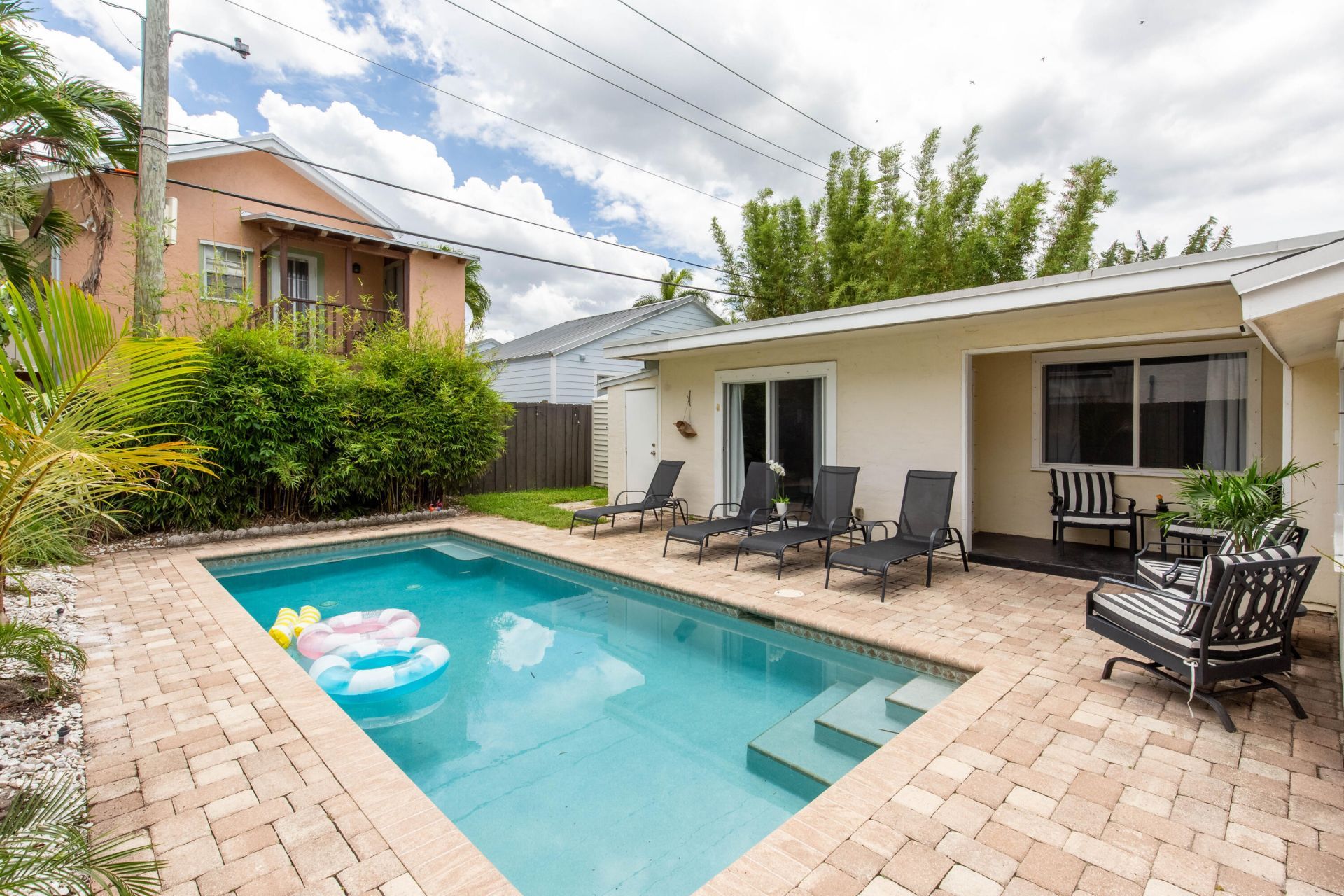 210 Malverne Road, West Palm Beach, FL 33405 Photo