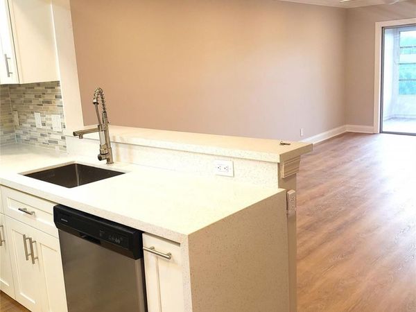 7897 Golf Circle Drive, Unit 303, Margate, FL 33063