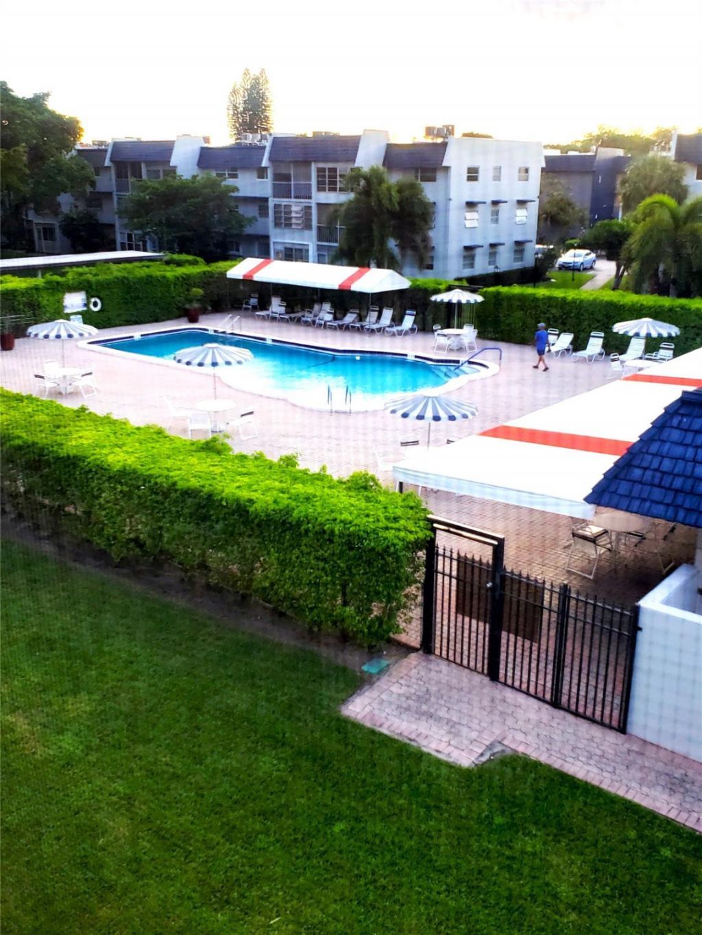7897 Golf Circle Drive, Unit 303, Margate, FL 33063 Photo