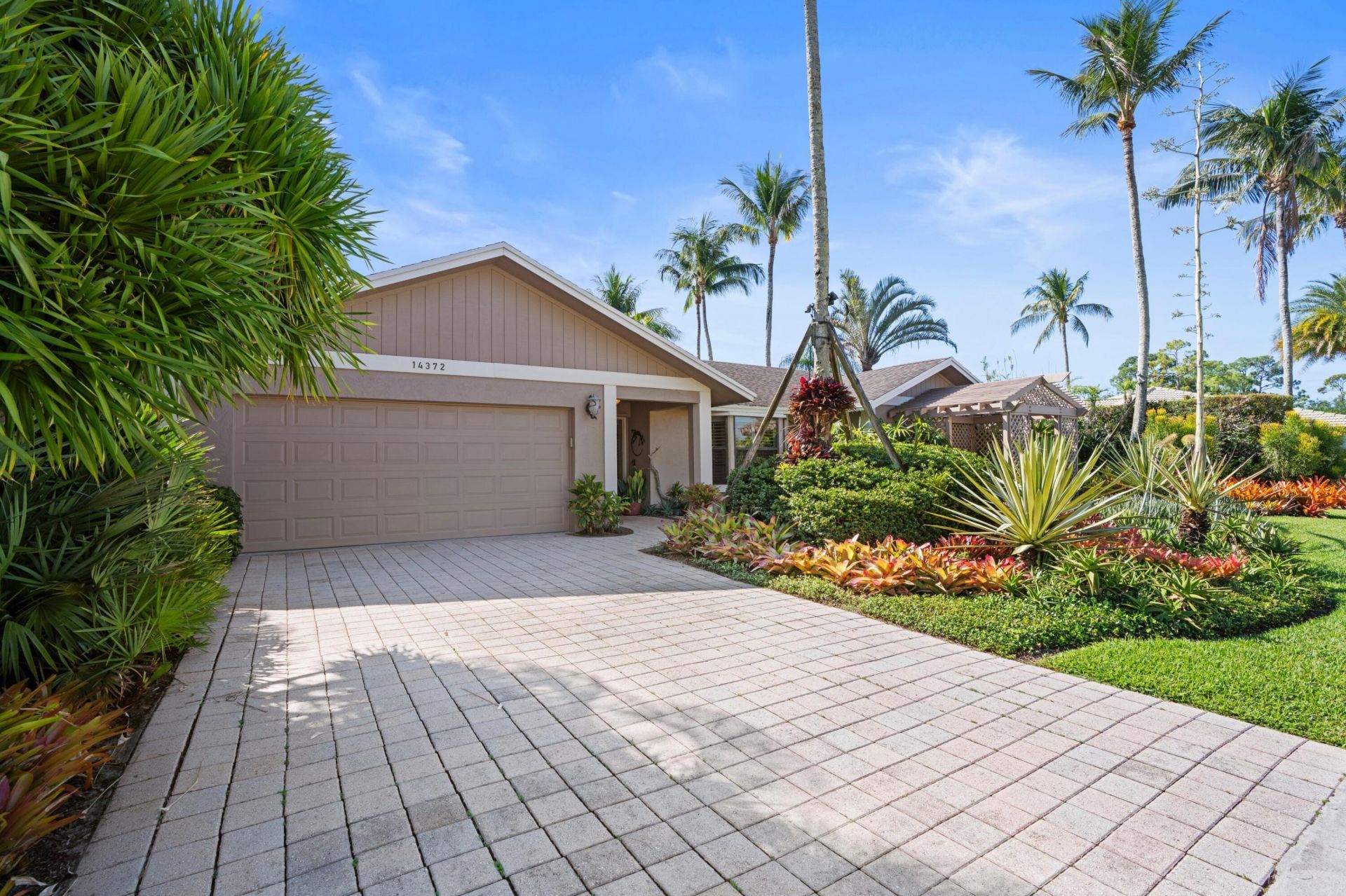 14372 Horseshoe Trace, Wellington, FL 33414 Photo