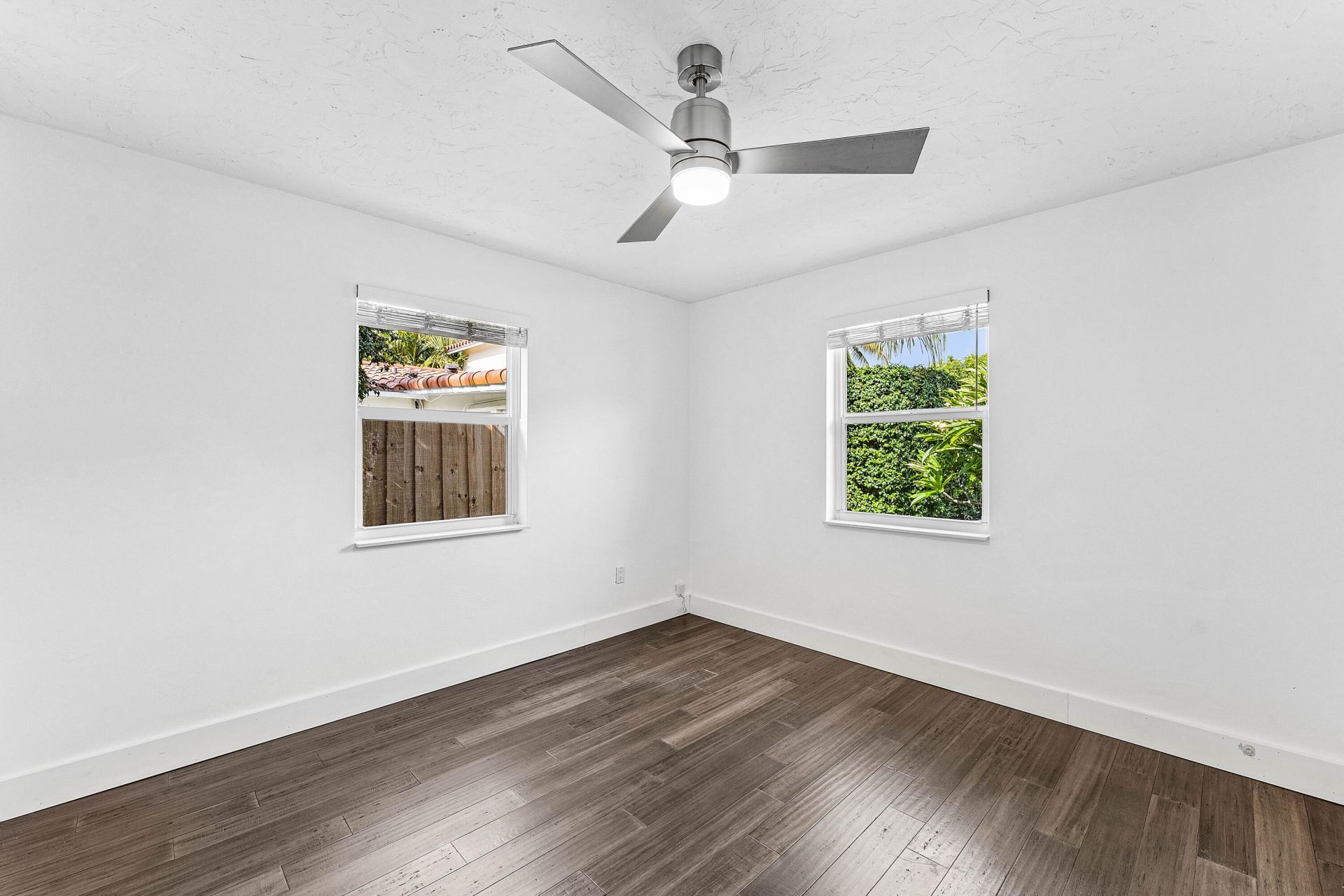 2105 N Federal Highway, Lake Worth Beach, FL 33460 Photo