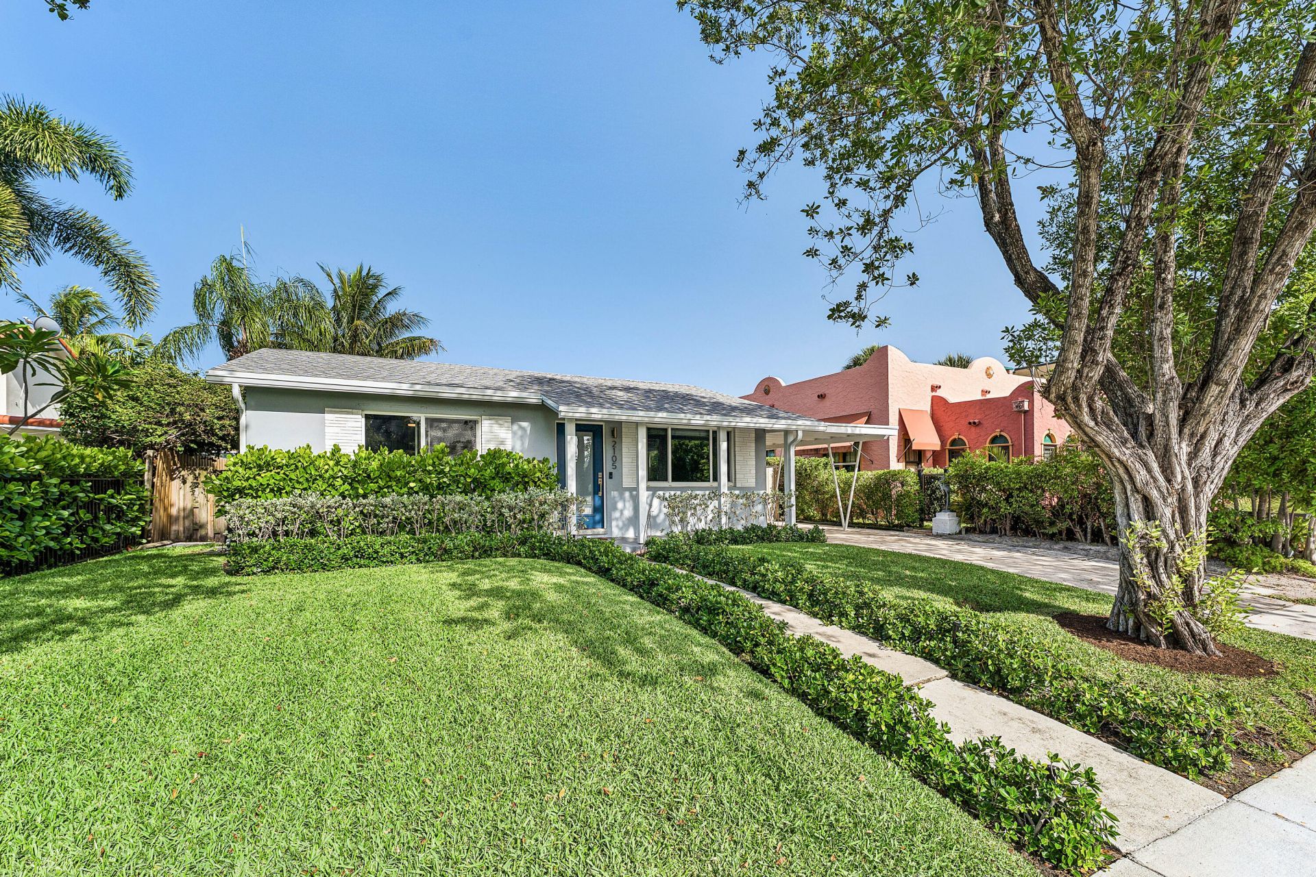 2105 N Federal Highway, Lake Worth Beach, FL 33460 Photo