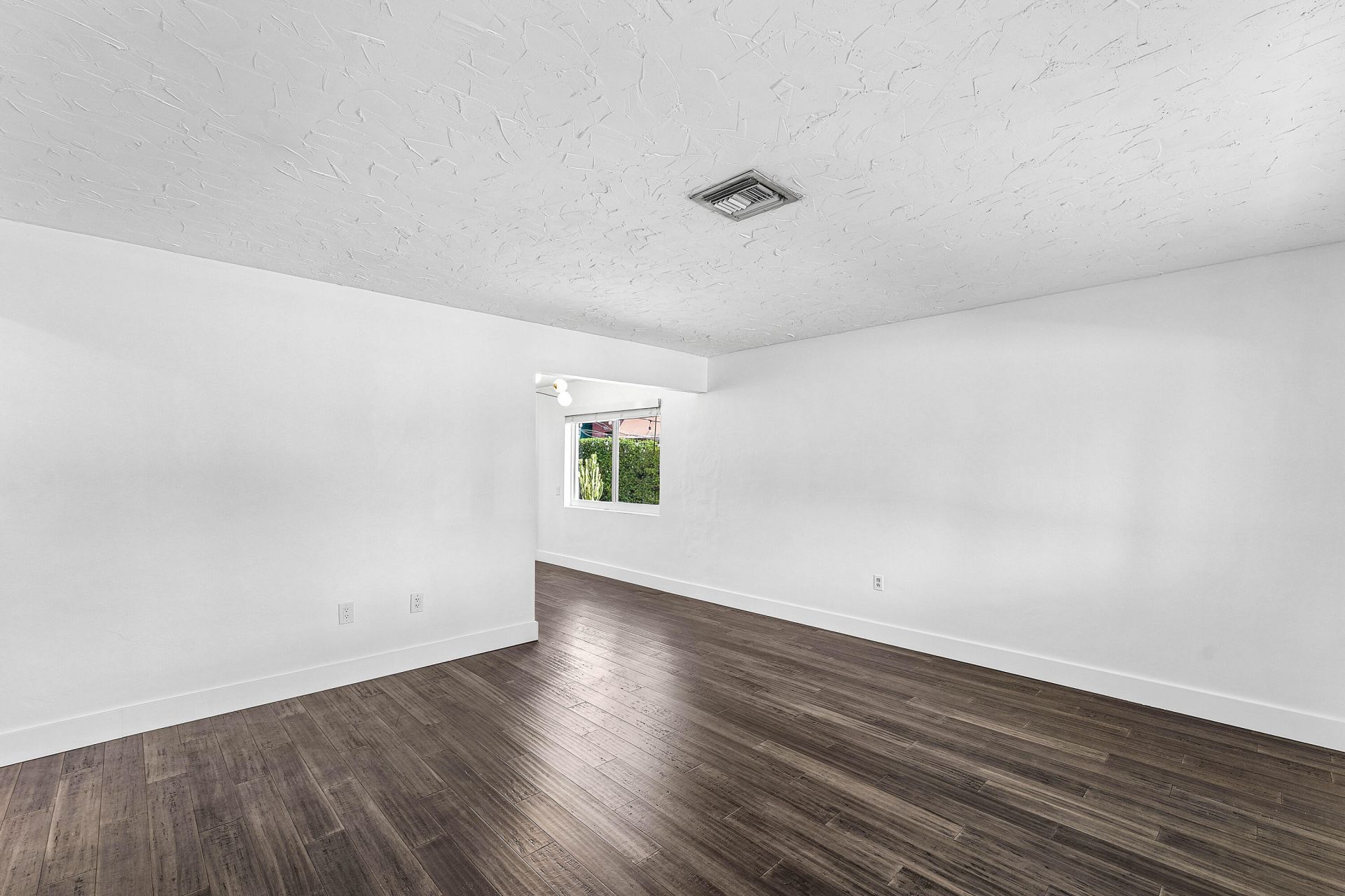 2105 N Federal Highway, Lake Worth Beach, FL 33460 Photo