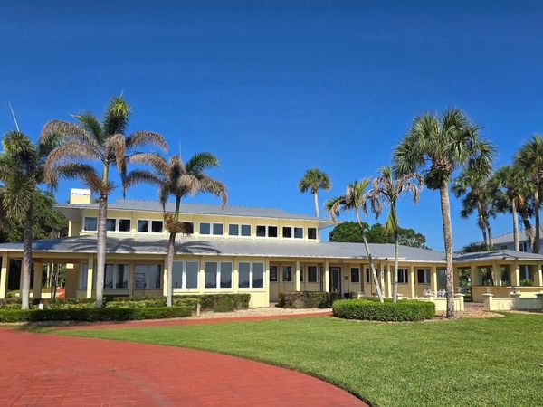 3209 N Indian River Drive, Fort Pierce, FL 34946