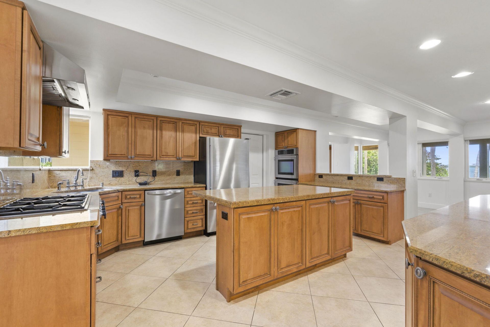 3209 N Indian River Drive, Fort Pierce, FL 34946 Photo