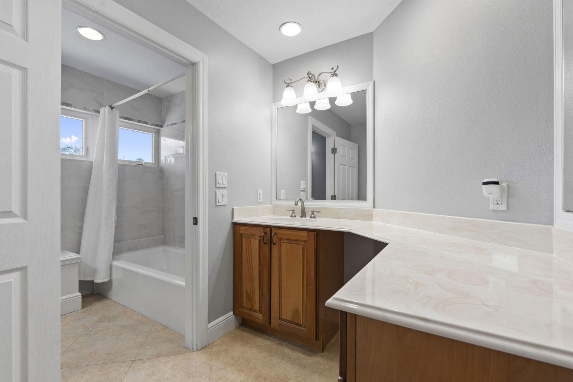 3209 N Indian River Drive, Fort Pierce, FL 34946 Photo