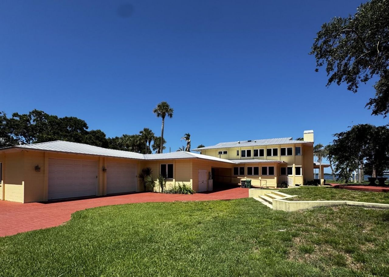 3209 N Indian River Drive, Fort Pierce, FL 34946 Photo