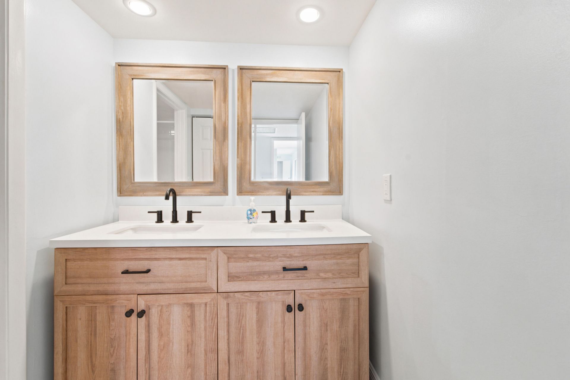 85 Lake Arbor Drive, Palm Springs, FL 33461 Photo