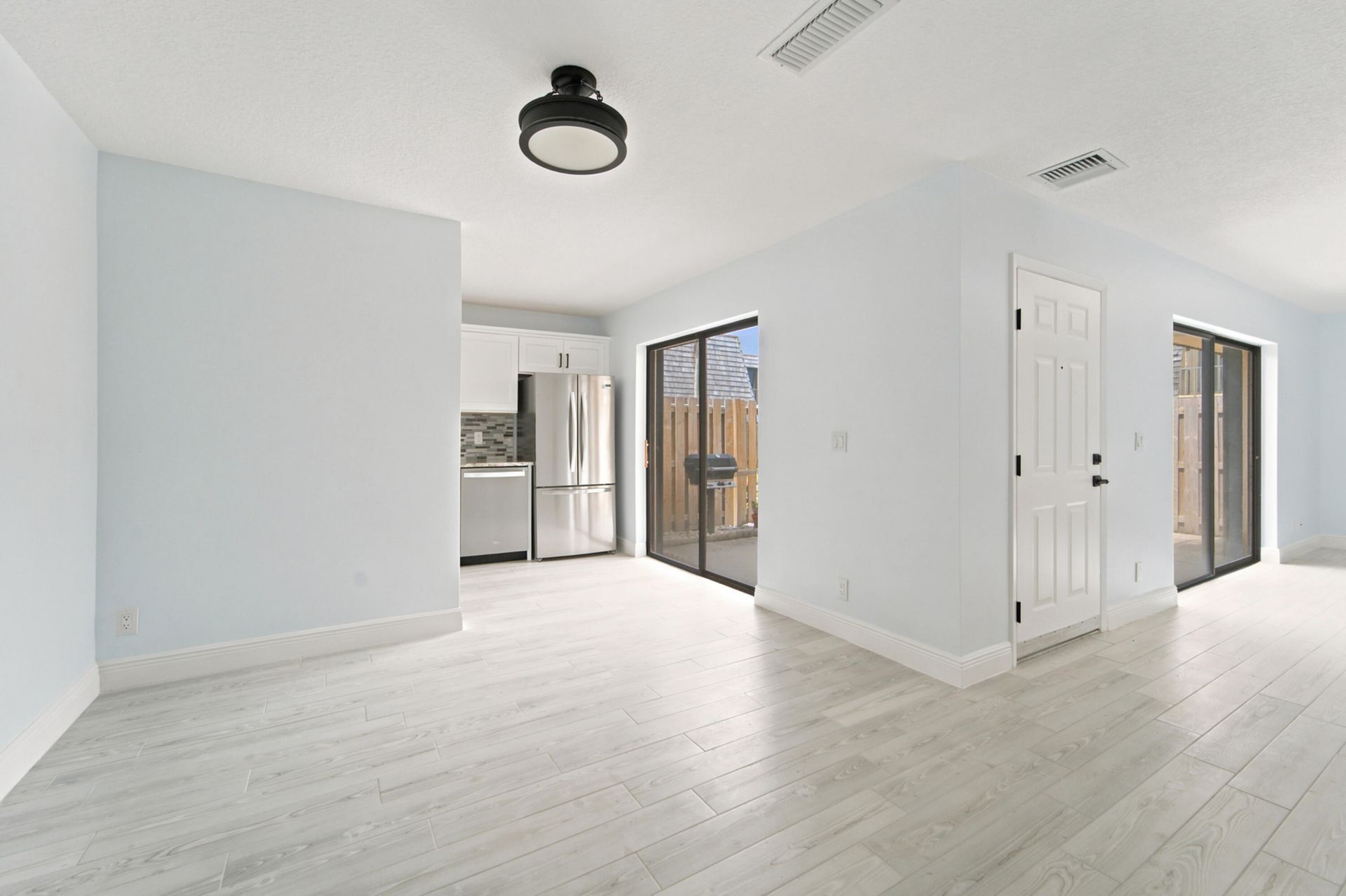 85 Lake Arbor Drive, Palm Springs, FL 33461 Photo