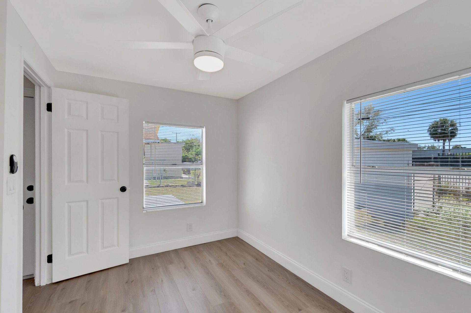 950 29th Street, West Palm Beach, FL 33407 Photo