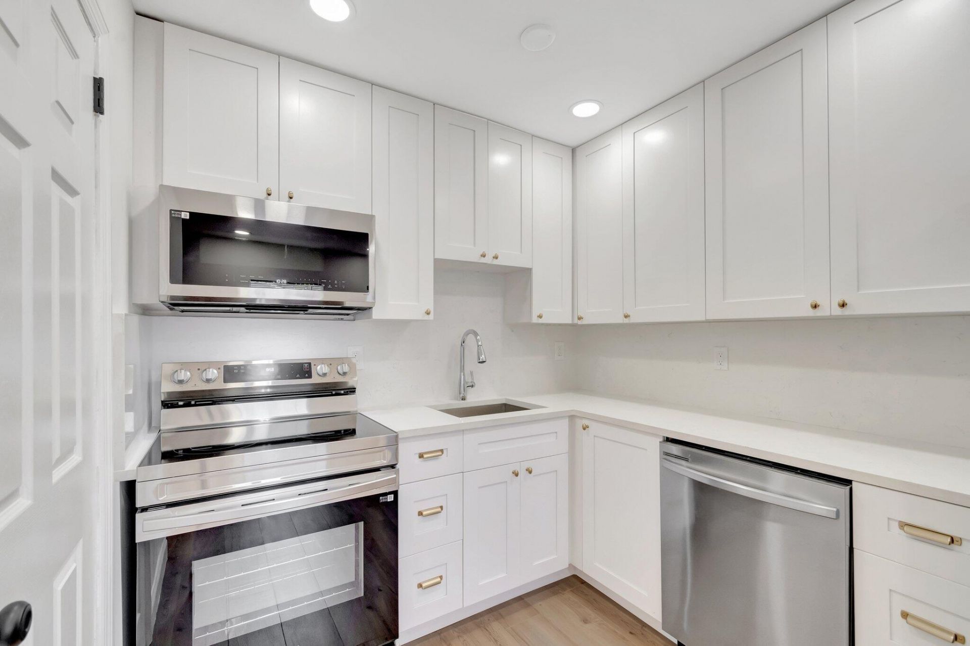950 29th Street, West Palm Beach, FL 33407 Photo