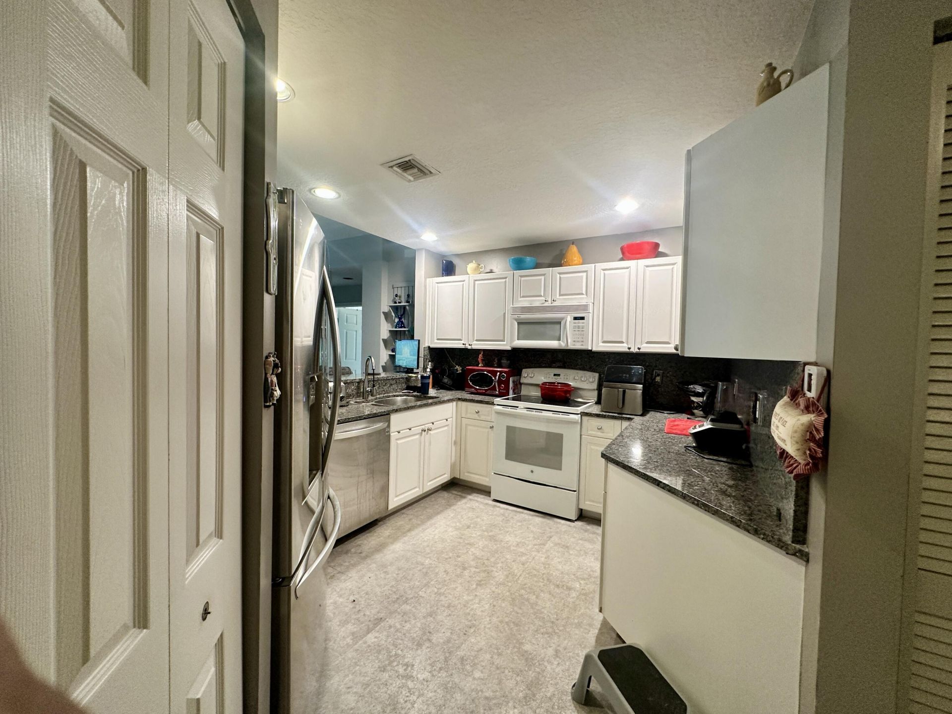 12418 Crystal Pointe Drive, Unit 102, Boynton Beach, FL 33437 Photo