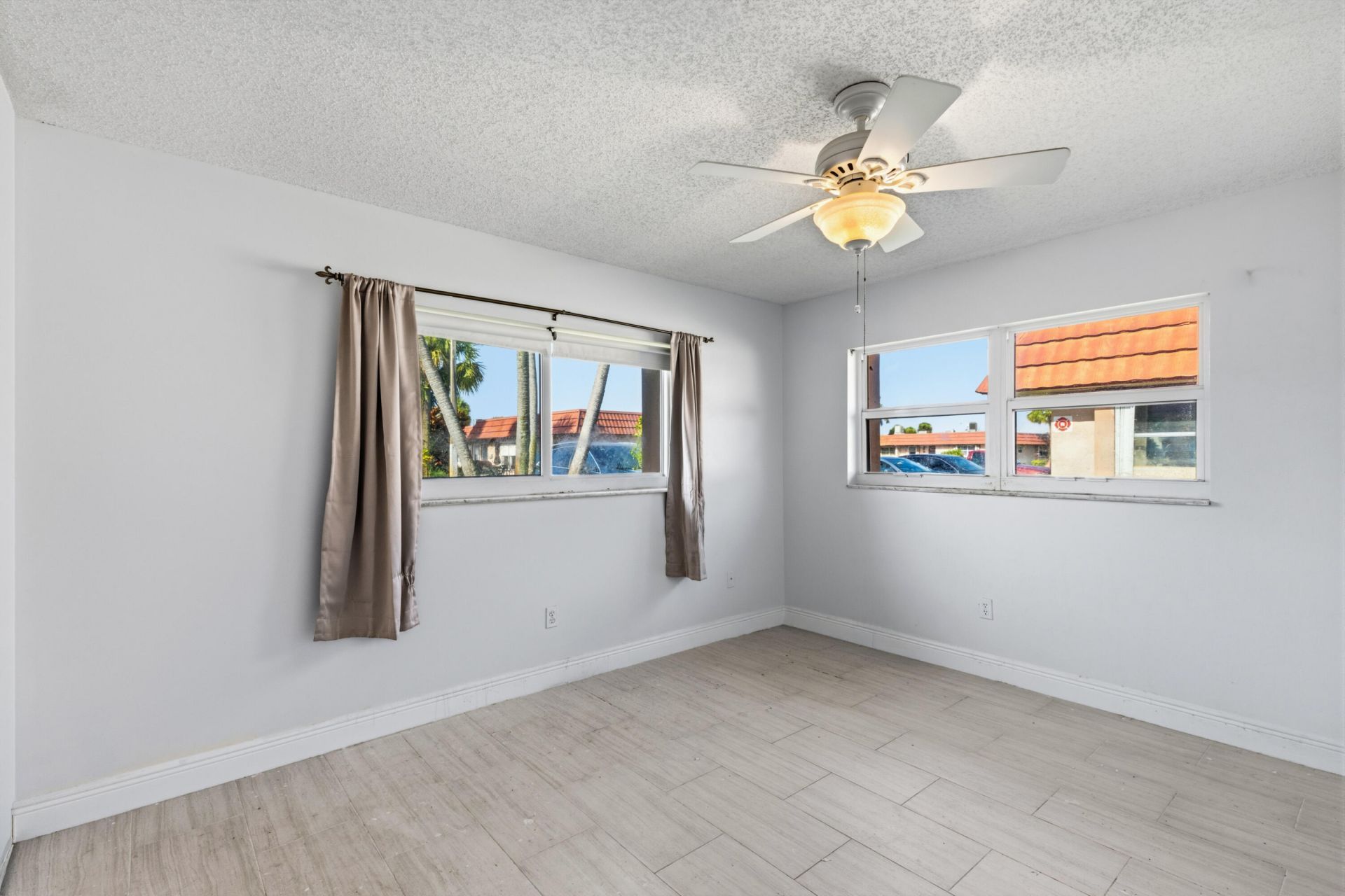 5725 Fernley Drive E, Unit 66, West Palm Beach, FL 33415 Photo
