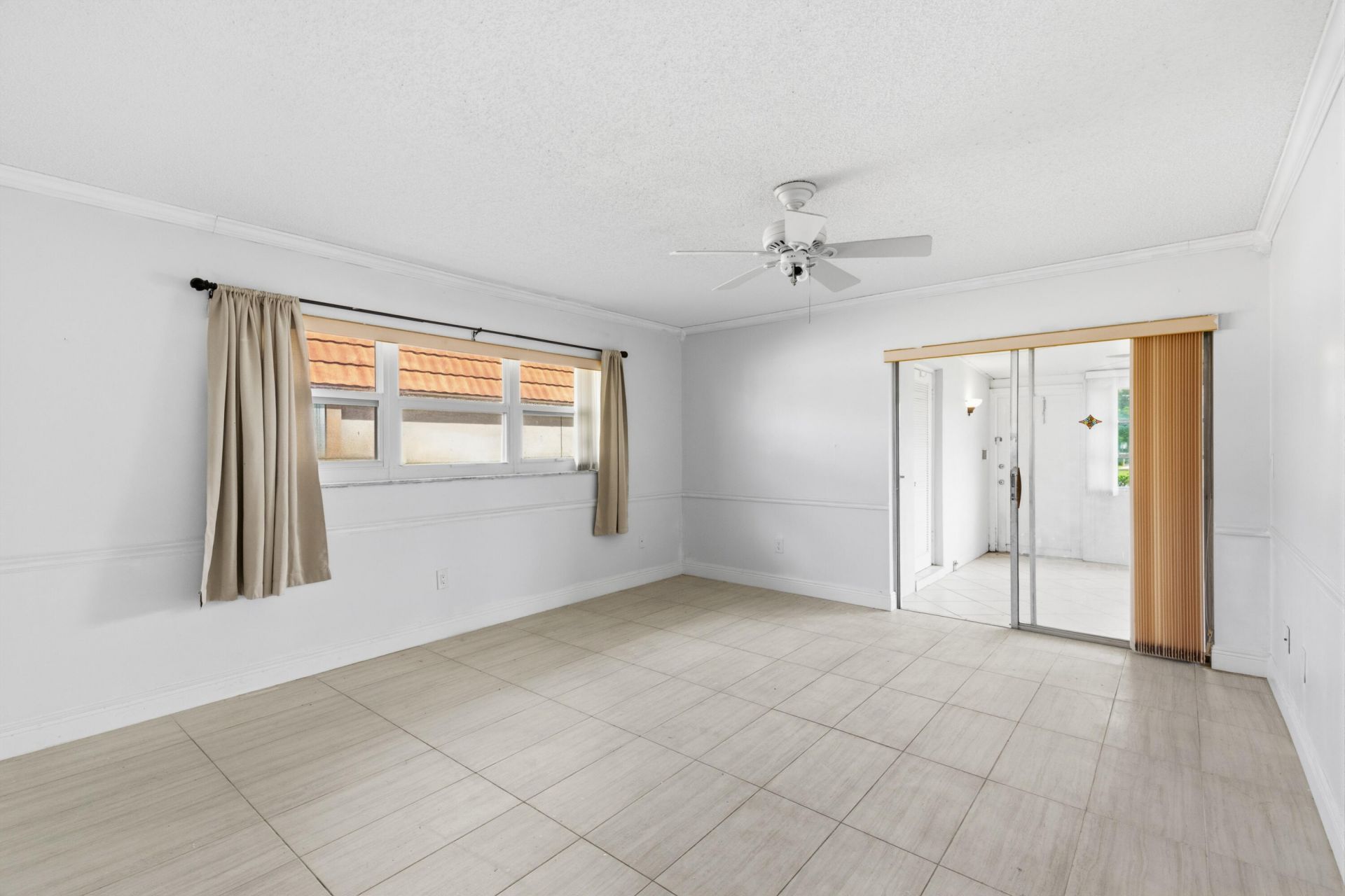 5725 Fernley Drive E, Unit 66, West Palm Beach, FL 33415 Photo
